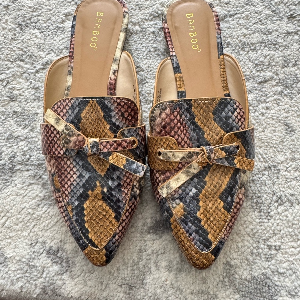 Bamboo Women's Vibrant Snake Print Mules